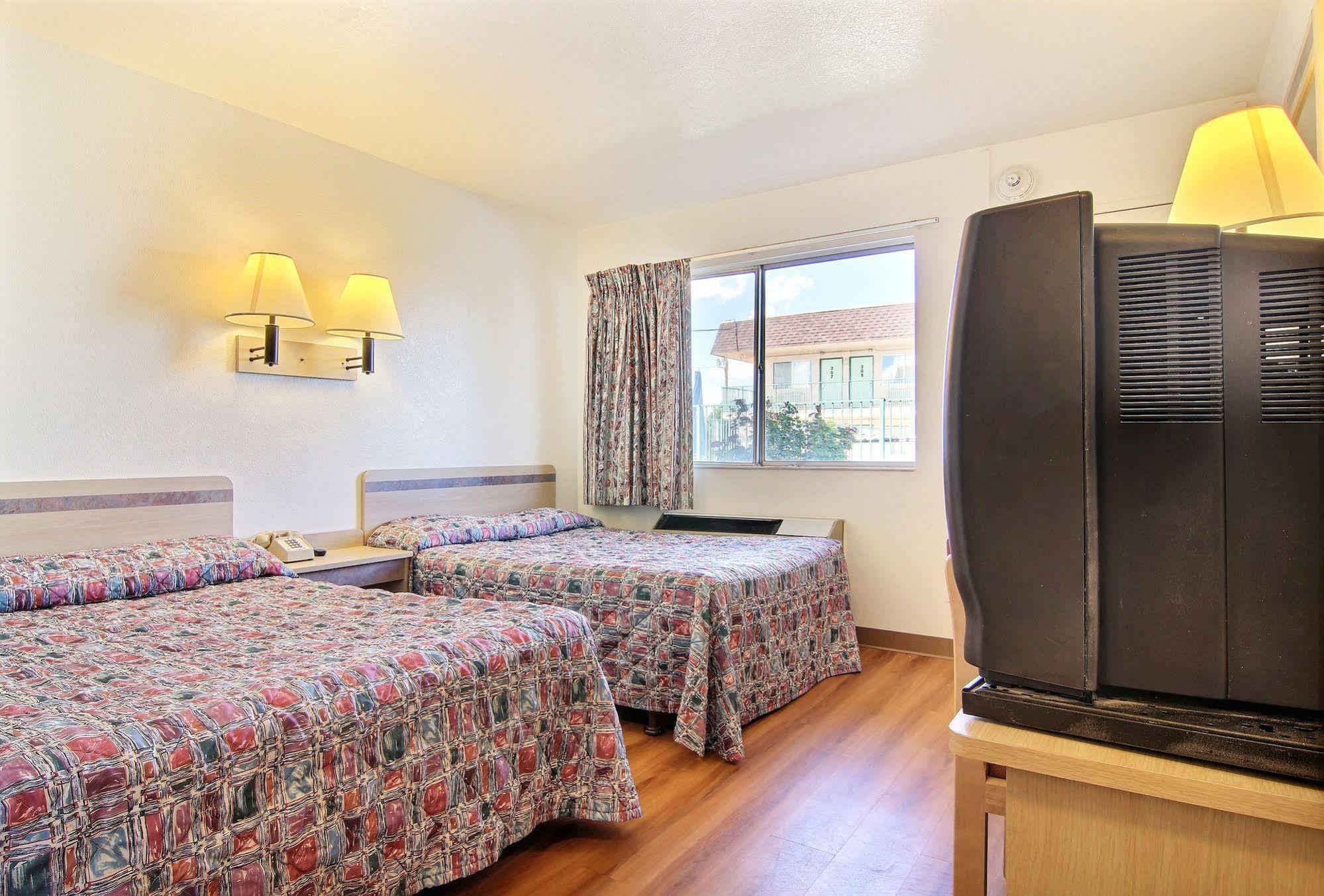 Motel 6-Eureka, Ca Redwood Coast Eksteriør billede
